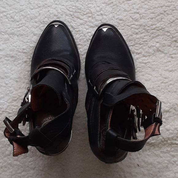 Jeffrey Campbell Hyatt Boots Black Size 6 Women's - Picture 3 of 6